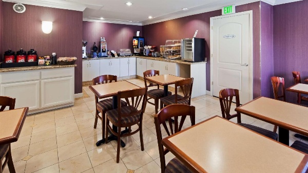 Best Western Inn Main image